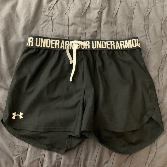 Under armour shorts - Picture 2 of 3